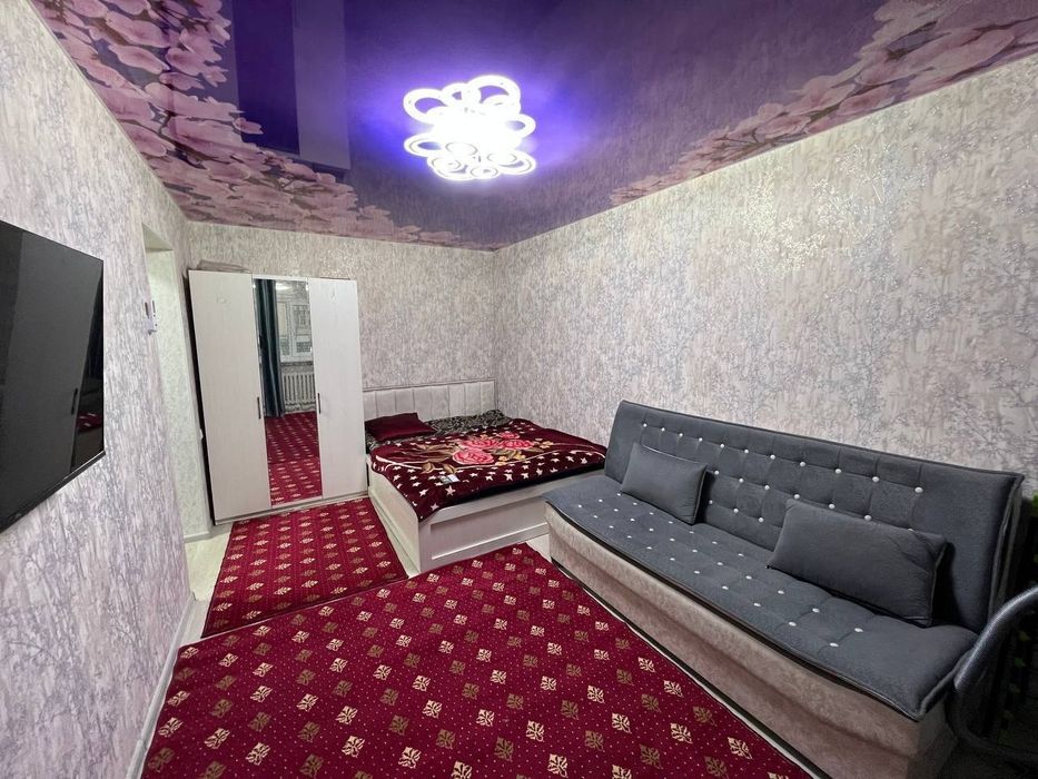 Сдается 1 комнатная квартира 
С обстановкой 
Этаж: 2
Район: Телеграф
Ц