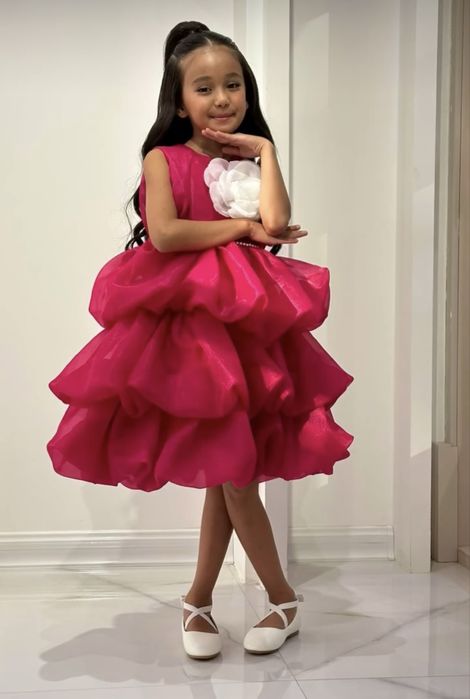 Продам дизайнерское платье для девочек от mlldy, рост 110