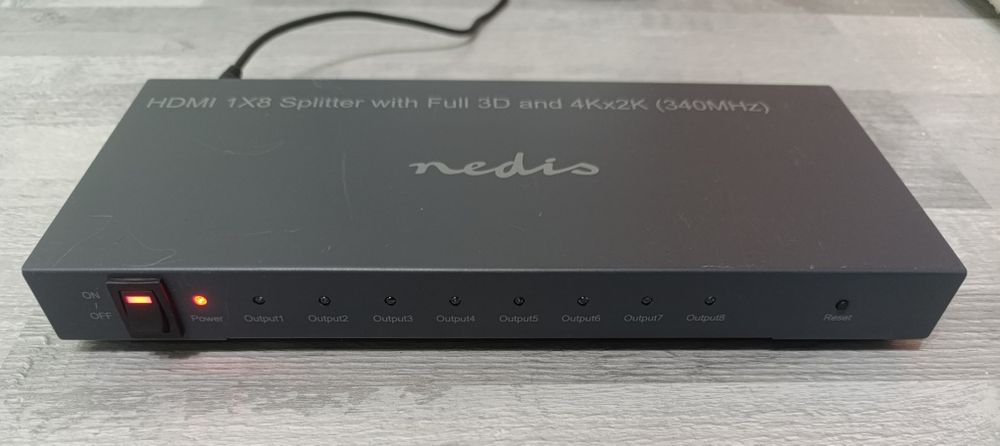 Splitter NEDIS  HDMI 8 porturi Full HD / 4k / 2k / 340 Mhz