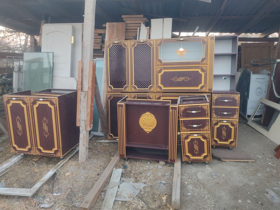 Кухонный мебель срочно сотилади холати идеал