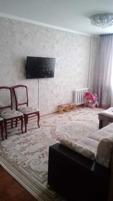 Продам 3 комнатную квартиру. 19 мкр