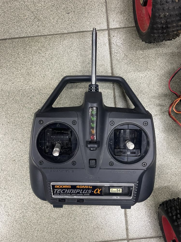RC модел радио управляем модел 4х4  graupner acoms