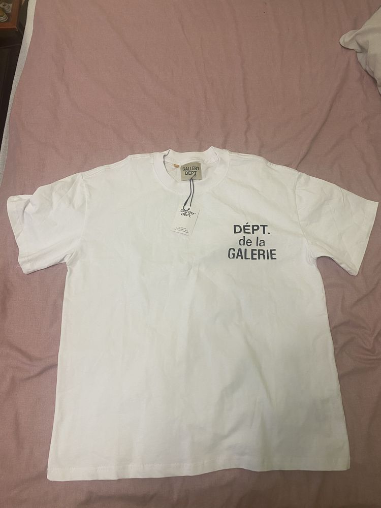 Gallery dept тениска