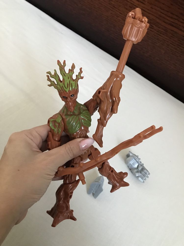Груд фигурка.
