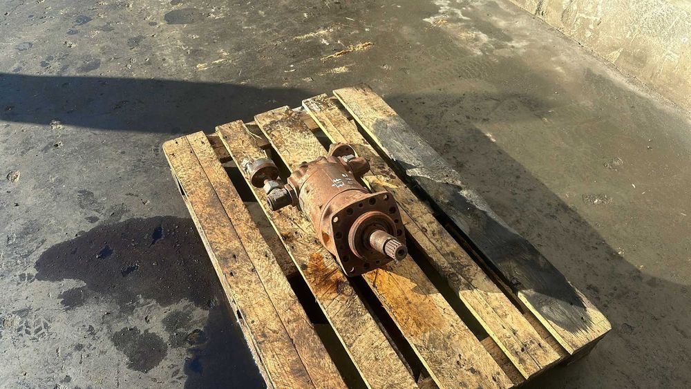 Hidromotor de mars transmisie finala excavator Liebherr 942