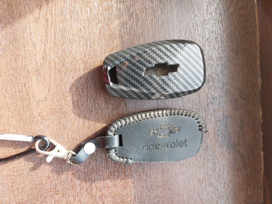 Cobalt Avtomobili Pultiga Carbon G'ilof