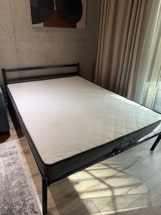 Кровать 140х200 с матрасом