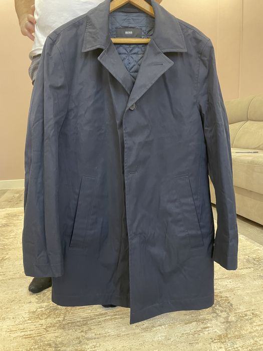 Продаю мужской плащ