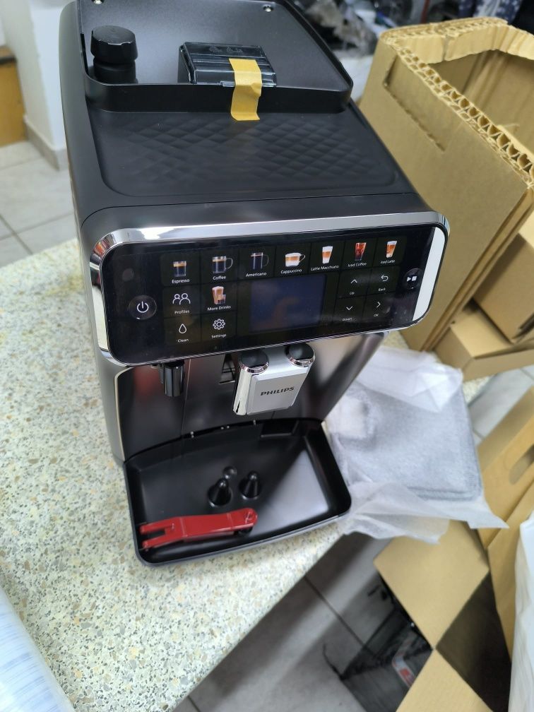 Espressor automat PHILIPS Seria 5500 EP5547
