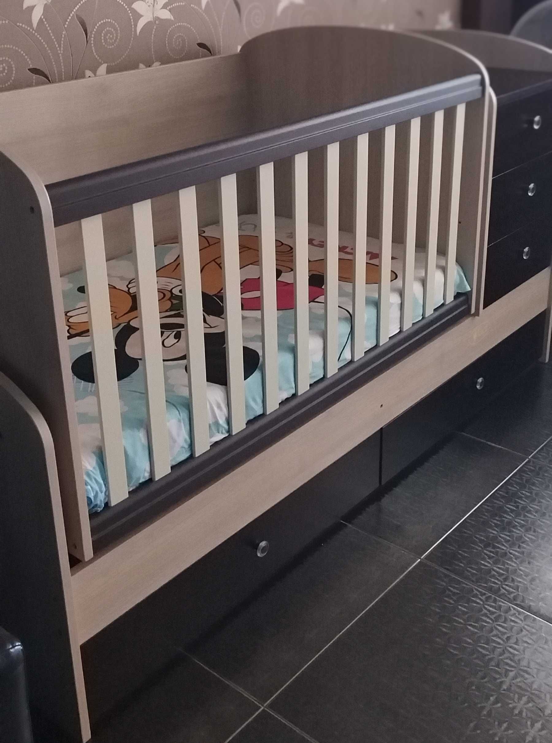 Бебешко трансформиращо се легло Arbor Baby & Junior