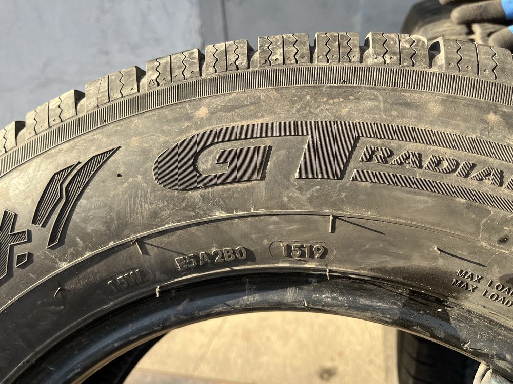 2 бр. зимни гуми за бус 215/70/15C GT Radial DOT 1419 5,5-6 mm