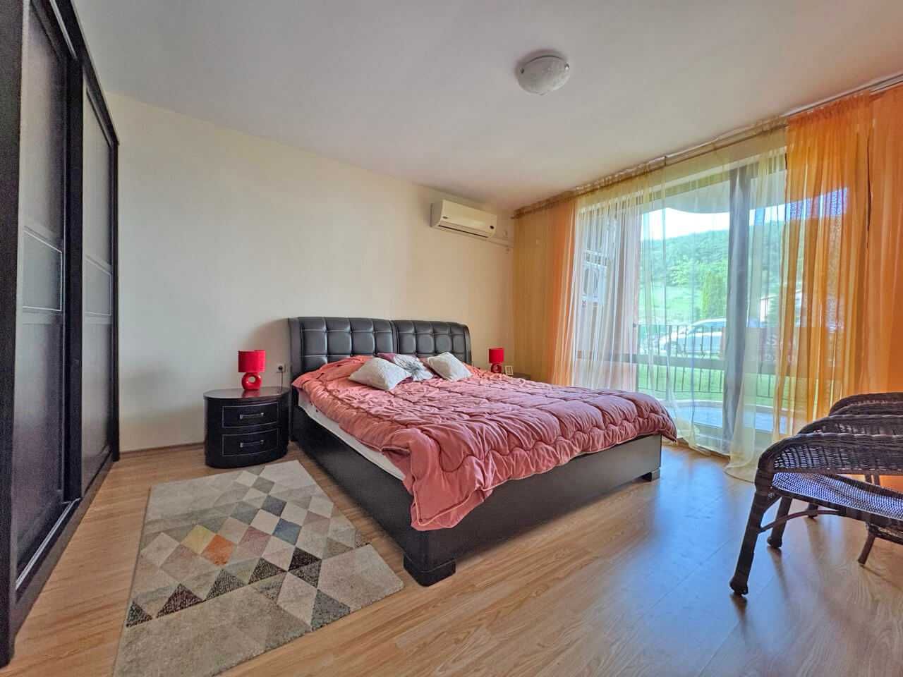 Продава се Двустаен апартамент в Свети Влас - 83 кв.м за 1025 €/кв.м - Снимка #4