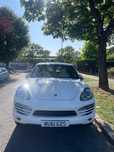 Porsche cayenne 2012