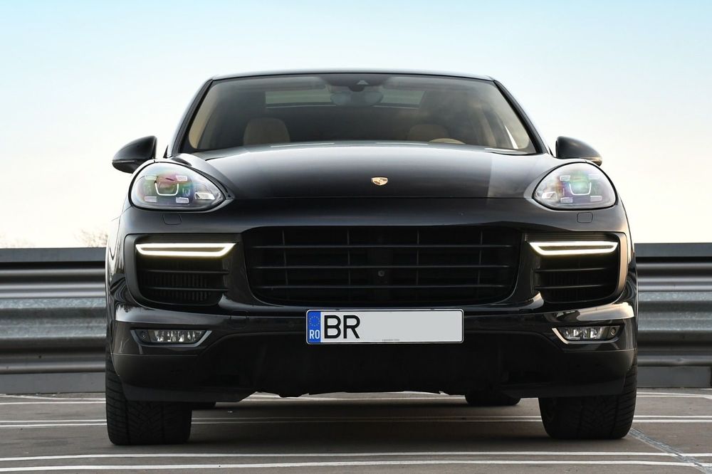 Porsche Cayenne Porsche Cayenne / Pachet GTS / Platinum Edition / Panoramic / Chrono