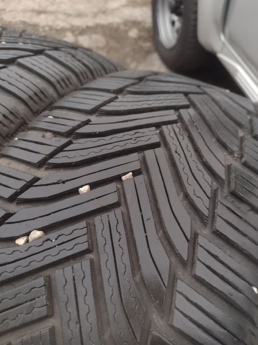 Перфектни 2бр.215/45/17 Michelin Alpin6 dot3319