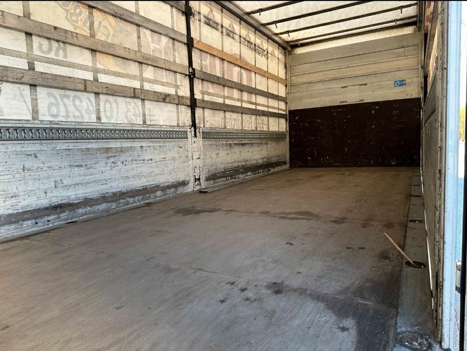 Бризентова надстройка 2016г със странична врата и падащ борд 7.30дължи