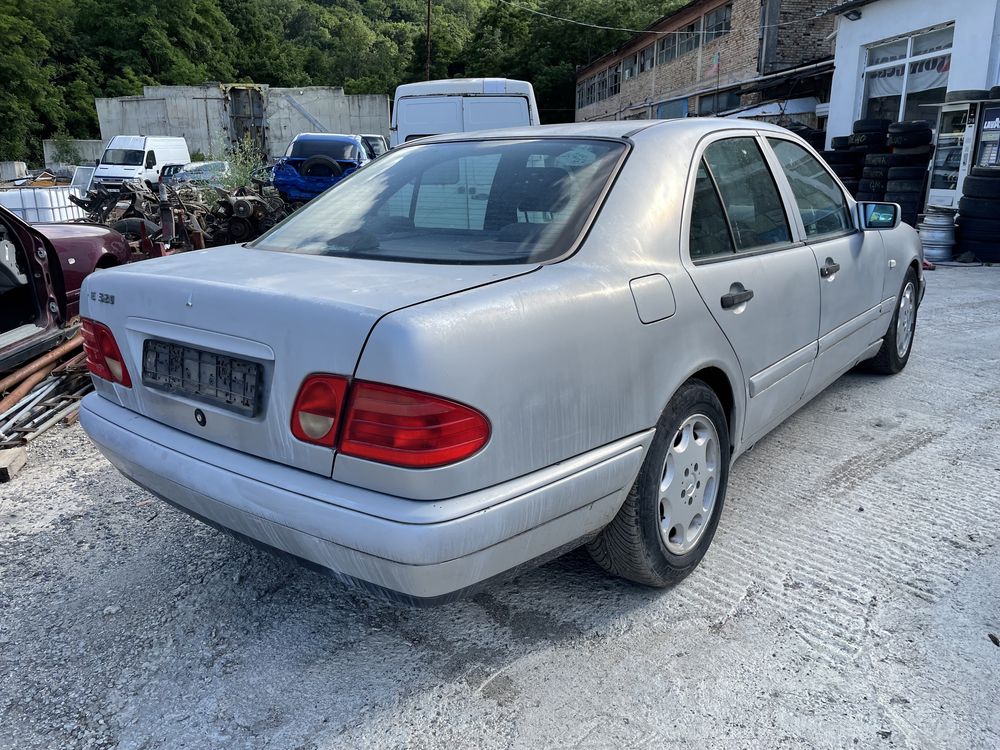 Мерцедес е200 w210 136кс 1997г На Части