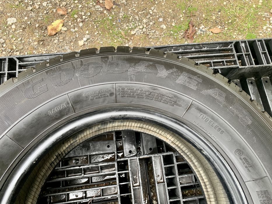 НОВА ЗИМНА ГУМА Goodyear 205/70/15C за бус Iveco Daily,Ducato,Boxer