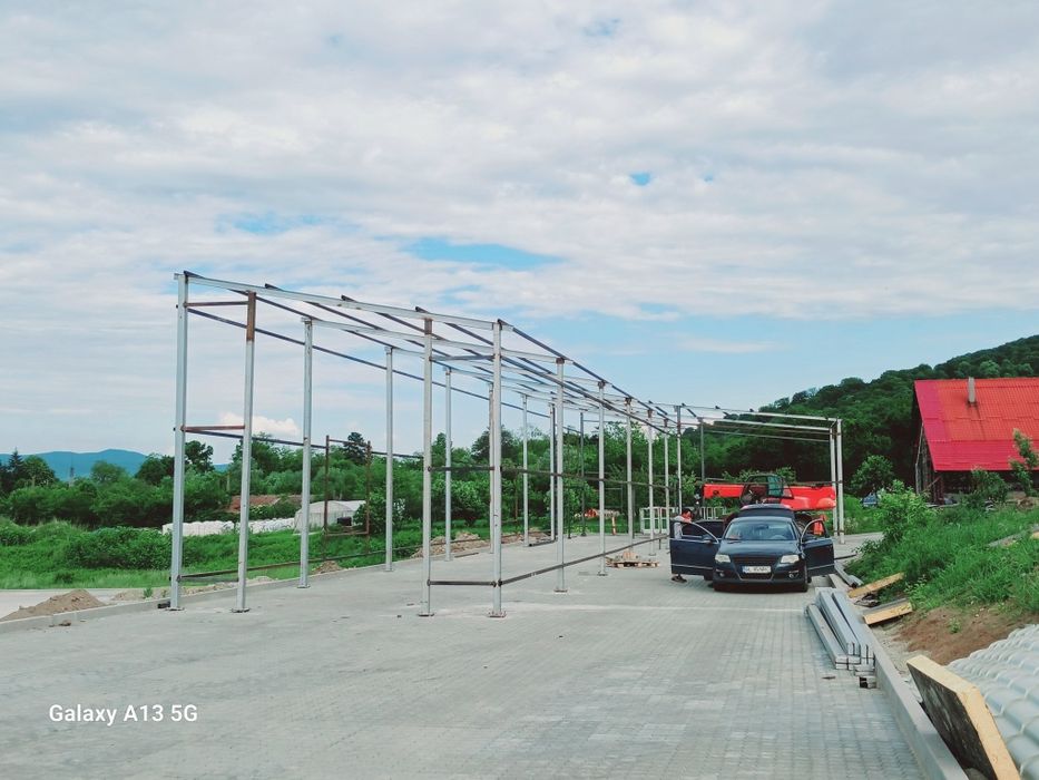 Vand hala metalică