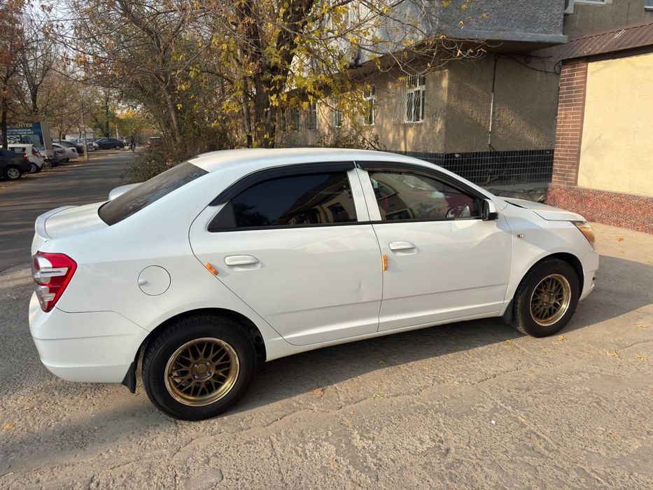 Продам кобалт 2022 года выпуска пробег 86 300 км