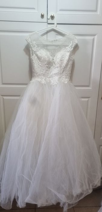 Продам свадебные платья и на мероприятие