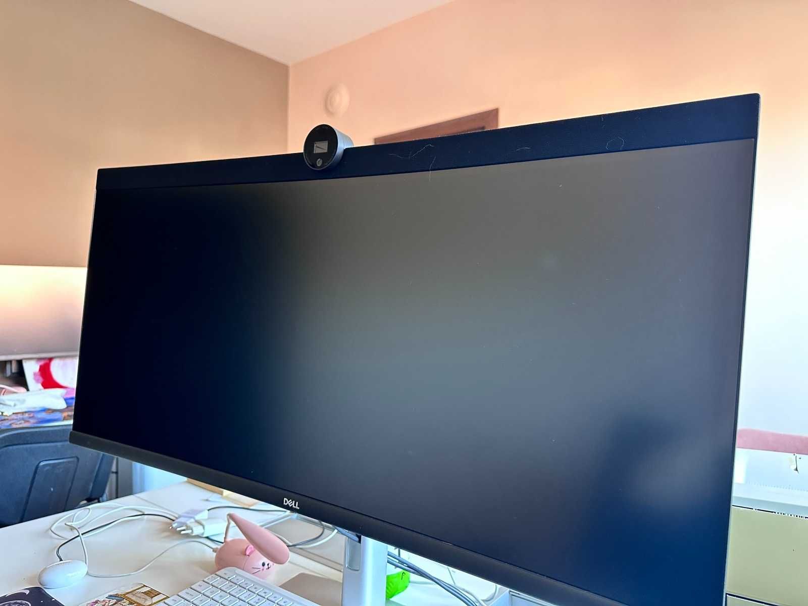 Монитор Dell 34'' P3424WEB с гаранция до октомври 2026