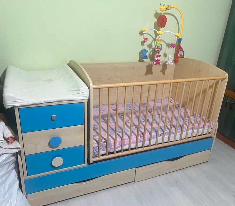Patut copii de vanzare si mobilier camera