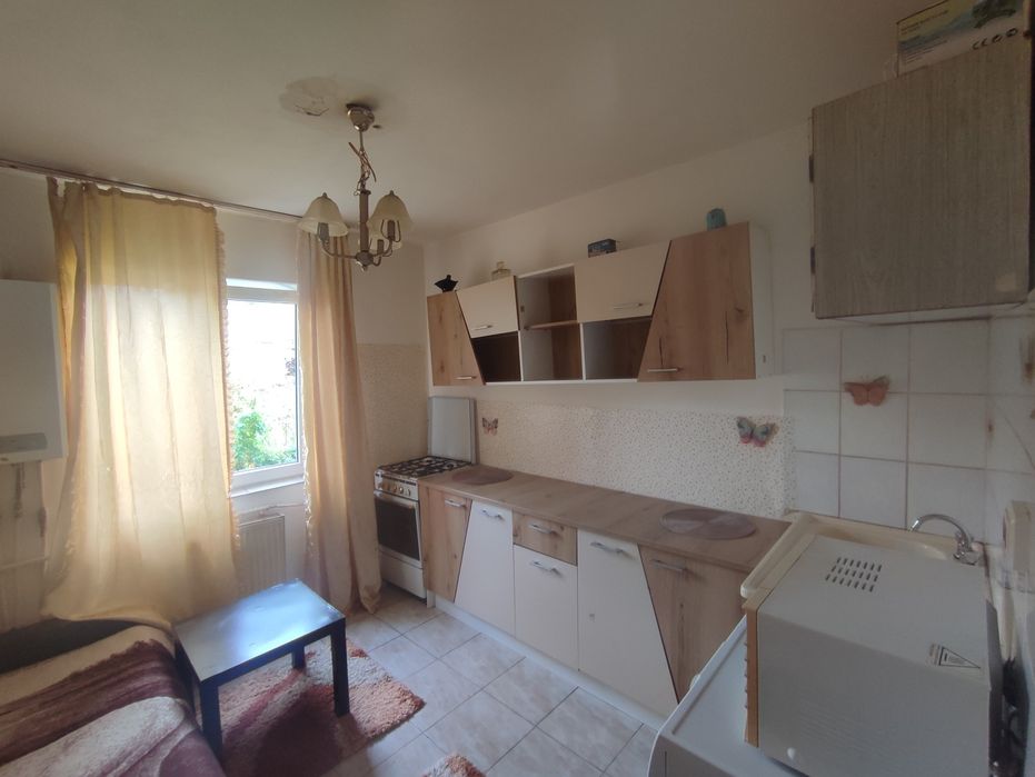 De închiriat Chirie Garsoniera tip Cămin 2 Camere - Termopane Centrala