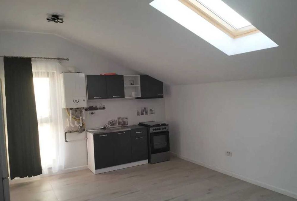 Дава се под наем Едностаен апартамент в Пловдив, Захарна фабрика - 40 кв.м за 198.9 € - Снимка #2