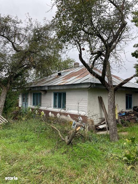Casa si teren 832 mp Margineni-Caniparie