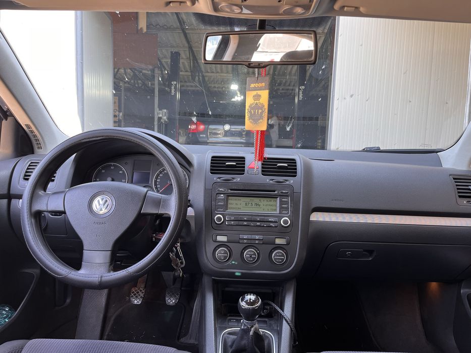 Vand sau schimb cu bmw