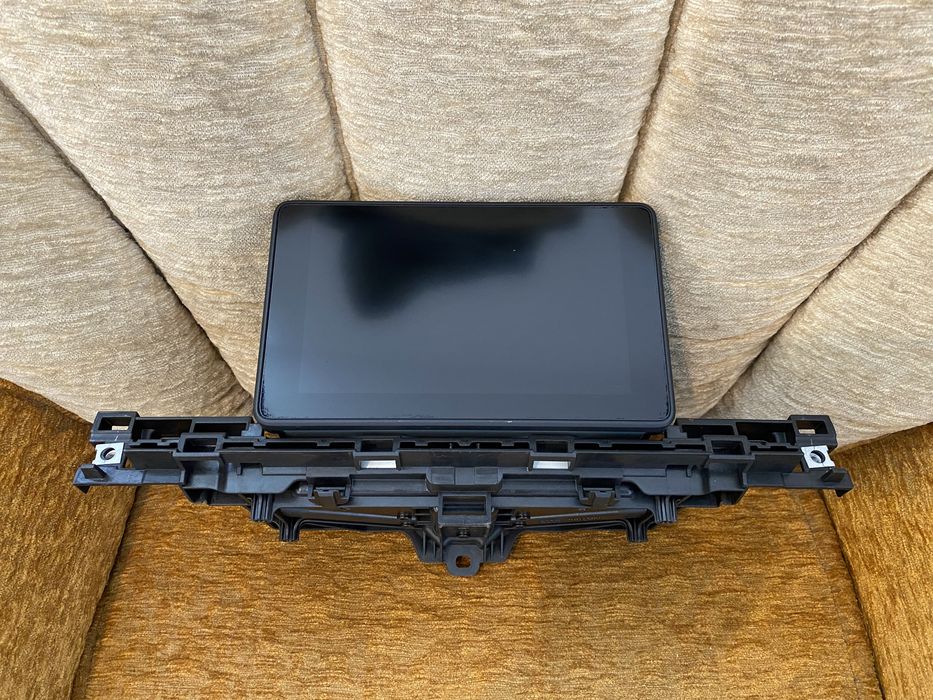 Display / Navigatie Audi A4 B9 / A5 F5 : 8W8919604 / 8W1919604