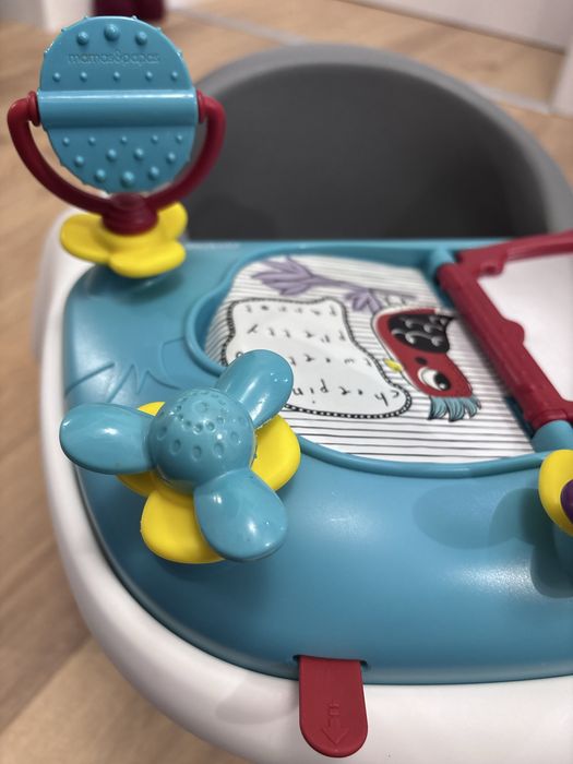 Столче с табла за игра Mamas & Papas - Baby Snug