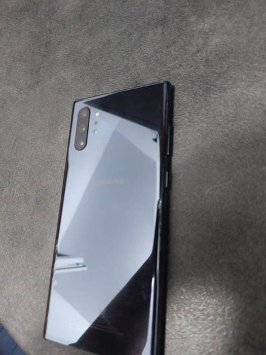 Samsung Note Plus 12 GB ram 128 GB memorie