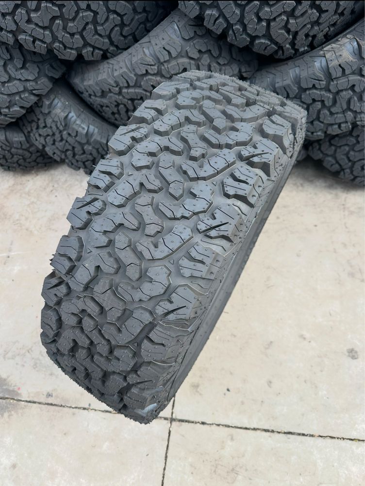 Anvelope Mixte 215/60 R17 All Terrain Garantie 3 Ani