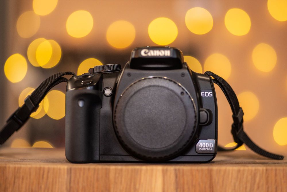 Canon 400D фотоапарат + два обектива и аксесоари Канон