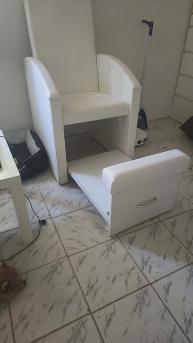 Стол за педикюр ползван