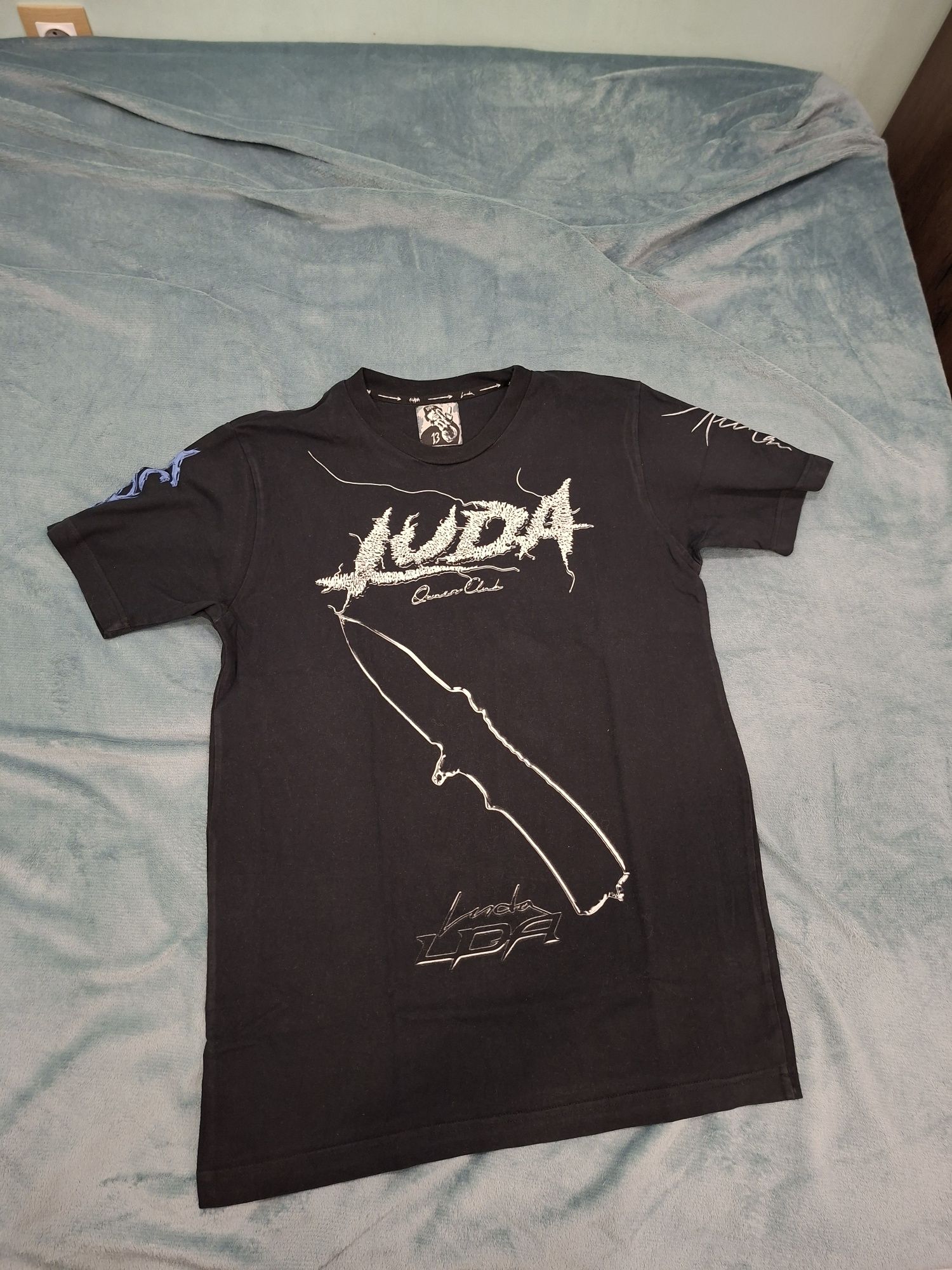 Luda тениска за подробности налично