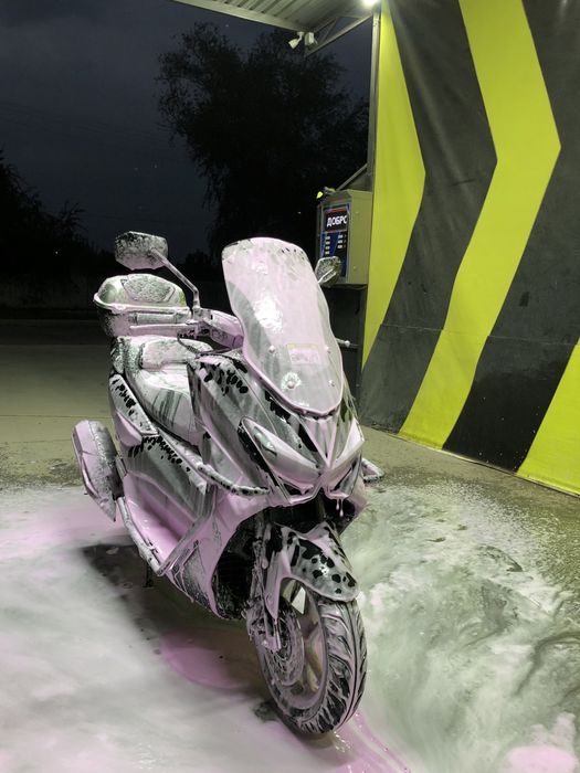 Skuter Moped Urganch sotiladi N max model ideal narxda