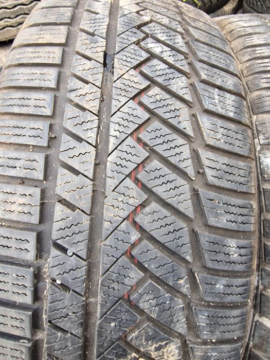 Anvelope 255/45R20 marca Continental, M +S, DOT 2023, 7 mm