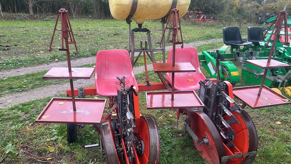 Plantatoare rasaduri