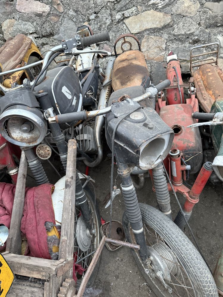 Motoreta mobra 50
