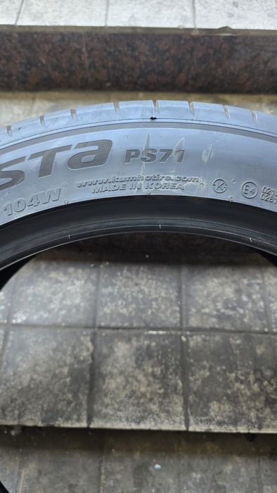 245/45/R21 KUMHO