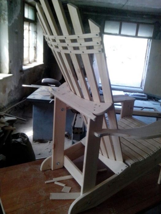 Продаю кресло дачное