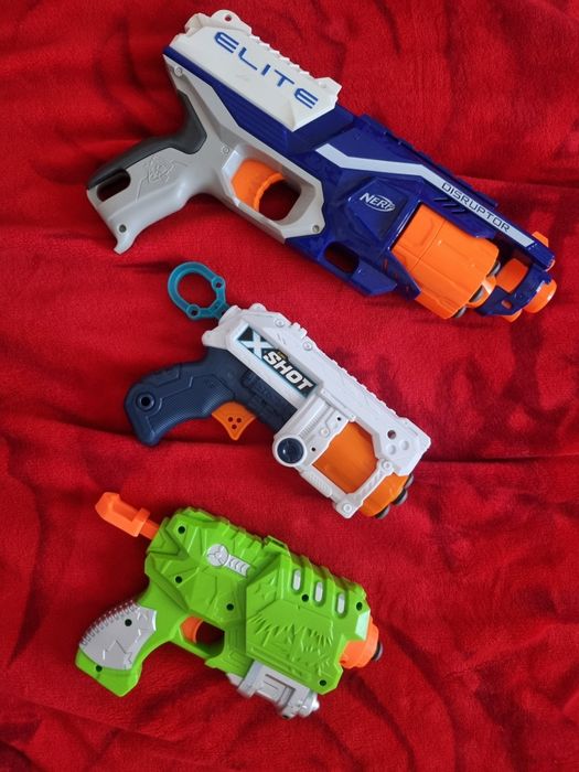 Vând 3 lansatoare cu ținte incluse!!!