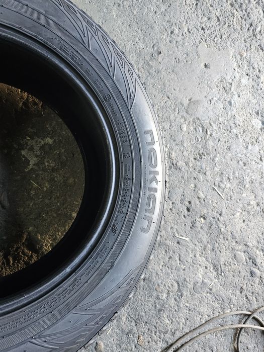 4 anvelope iarna 235 65 17 Nokian 6mm