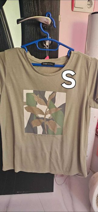 Продавам носени,но запазени дрехи