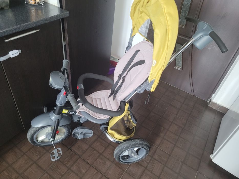 Vând tricicleta Coccolle