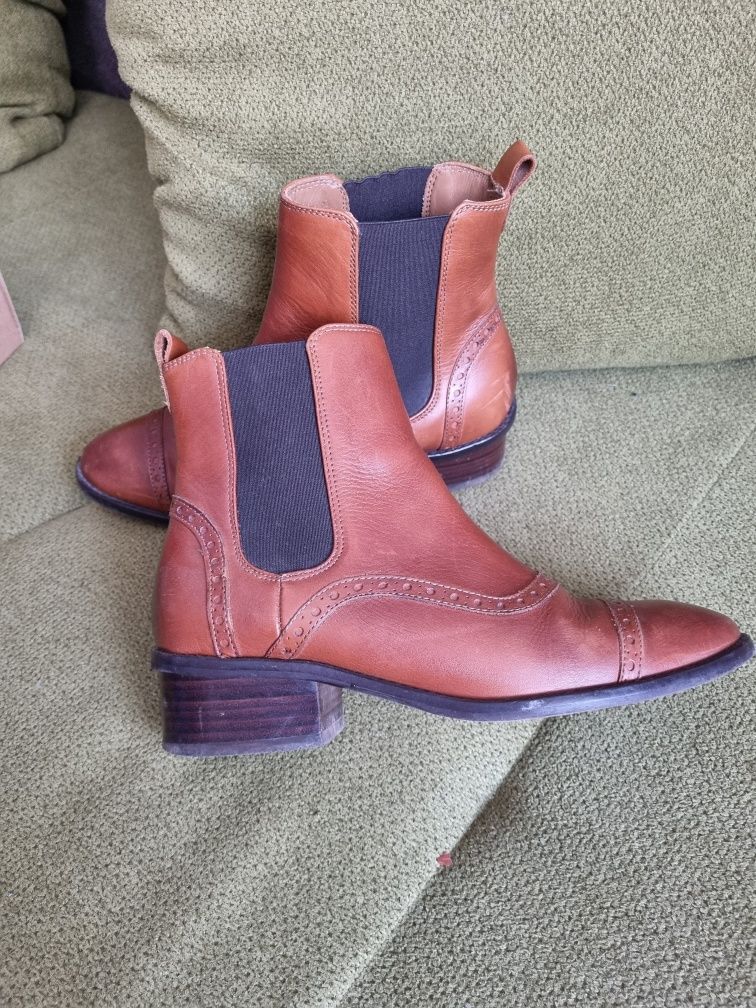 Botine Massimo Dutti marimea 35