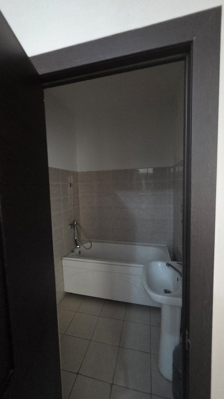 Продаётся квартира в Сергели 8 худуд, 2х комнатная, 6этаж